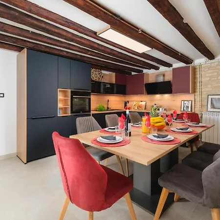 Cozy In Skicini With Sauna Juršići